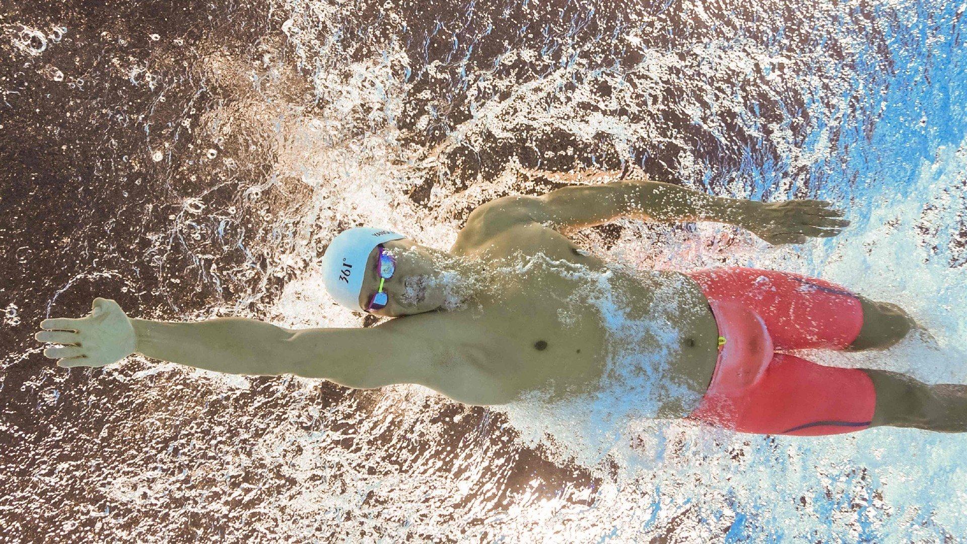 德约科维奇鏖战五盘险胜新生代 第24座大满贯近在咫尺